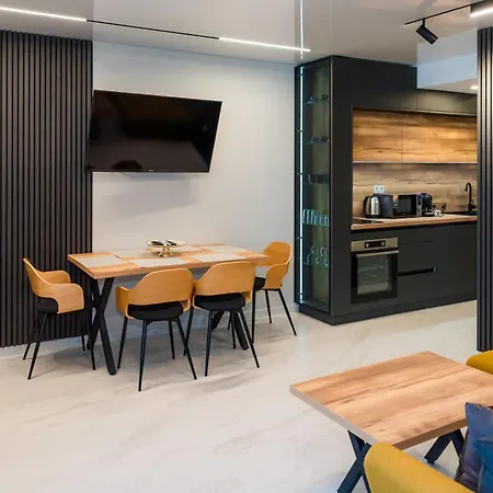 Luxe 1 Apartman *