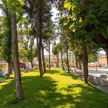 Luxe 1 Obzor